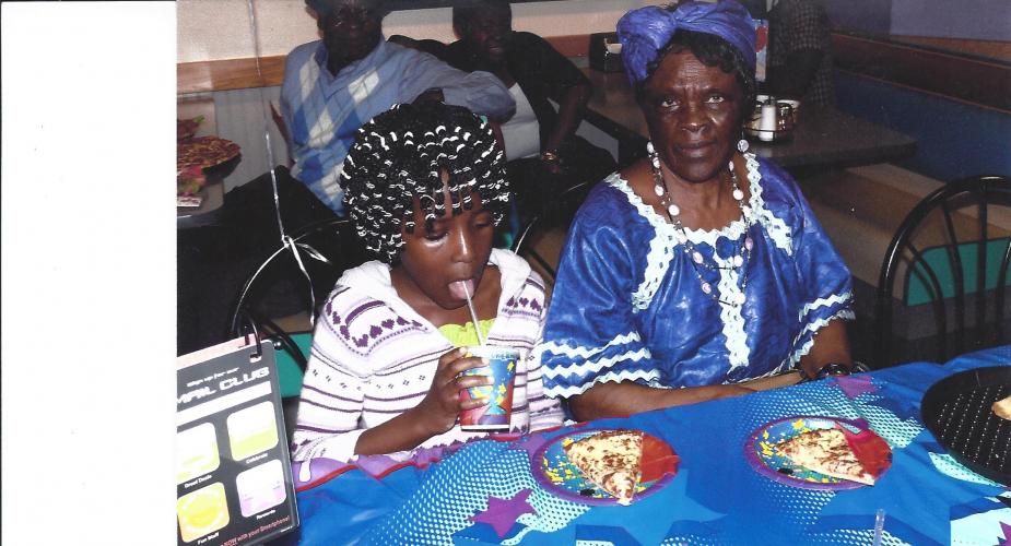 MAMI ELIZABETH A FONDU11