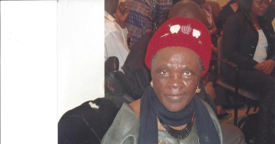 MAMI ELIZABETH A FONDU13