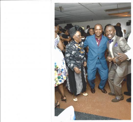 MAMI ELIZABETH A FONDU16