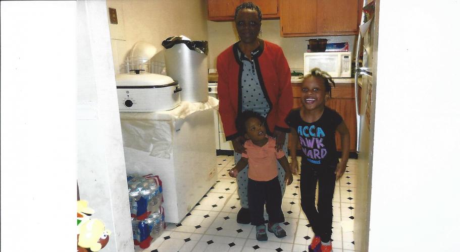 MAMI ELIZABETH A FONDU20